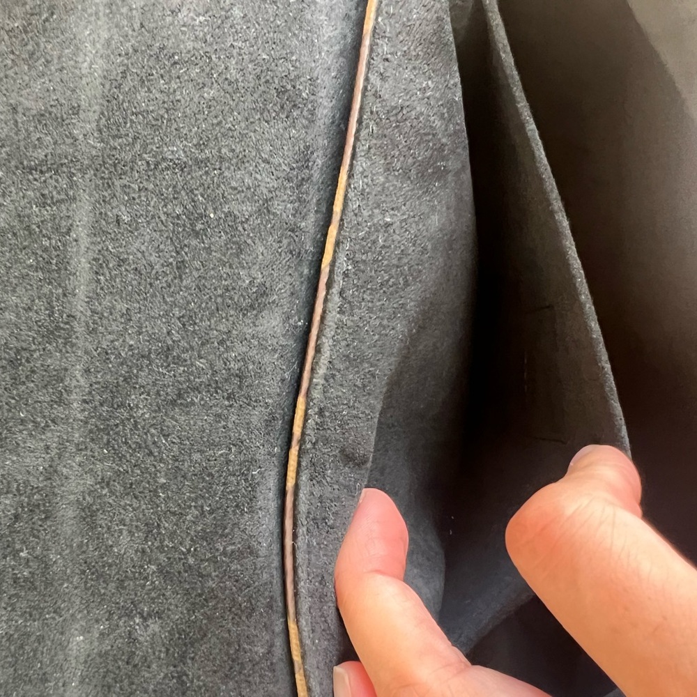 100% Authentic Louis Vuitton Locky BB Purse - Picture 12 of 12